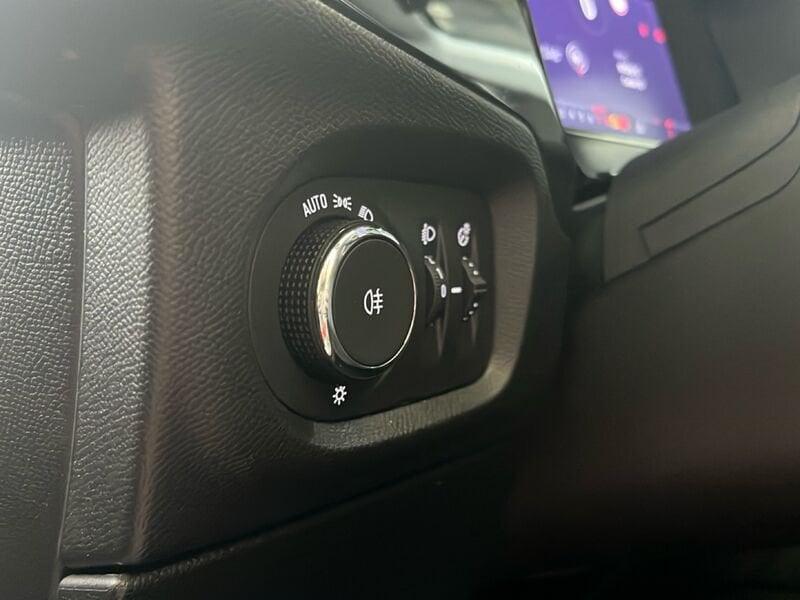 Opel Corsa 1.2 100cv Elegance MT6