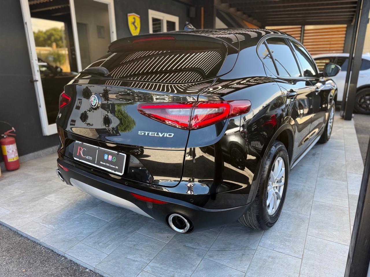 Alfa Romeo Stelvio 2.2 Turbodiesel 210 CV AT8 Q4 Super