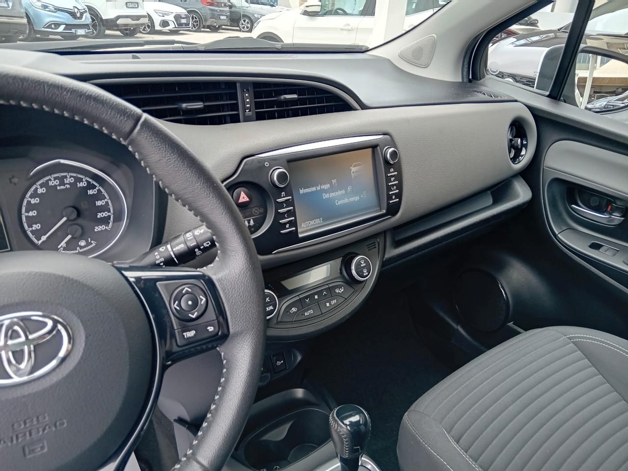 Toyota Yaris 1.5 Hybrid 5 porte Active