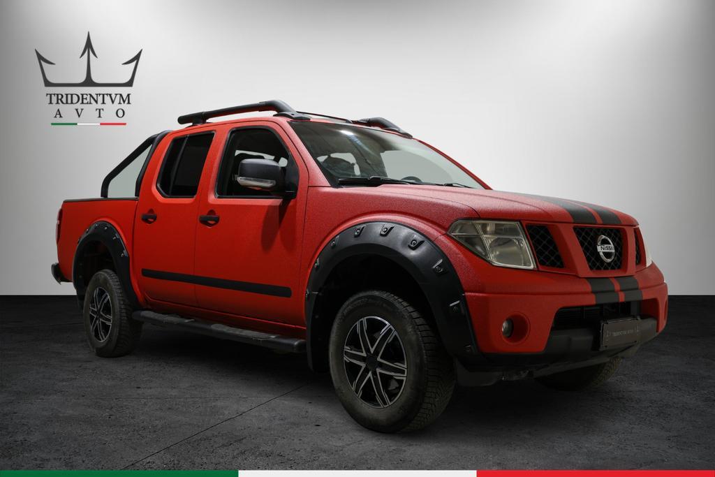 Nissan Navara 2.5 dci d.cab LE 174cv