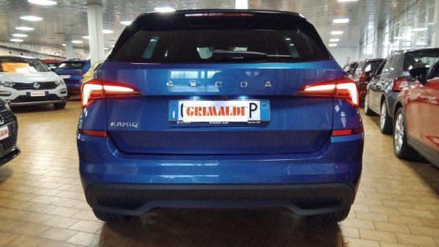 SKODA Kamiq 1.5 TSI DSG Style TETTO 18" DARK SHADE