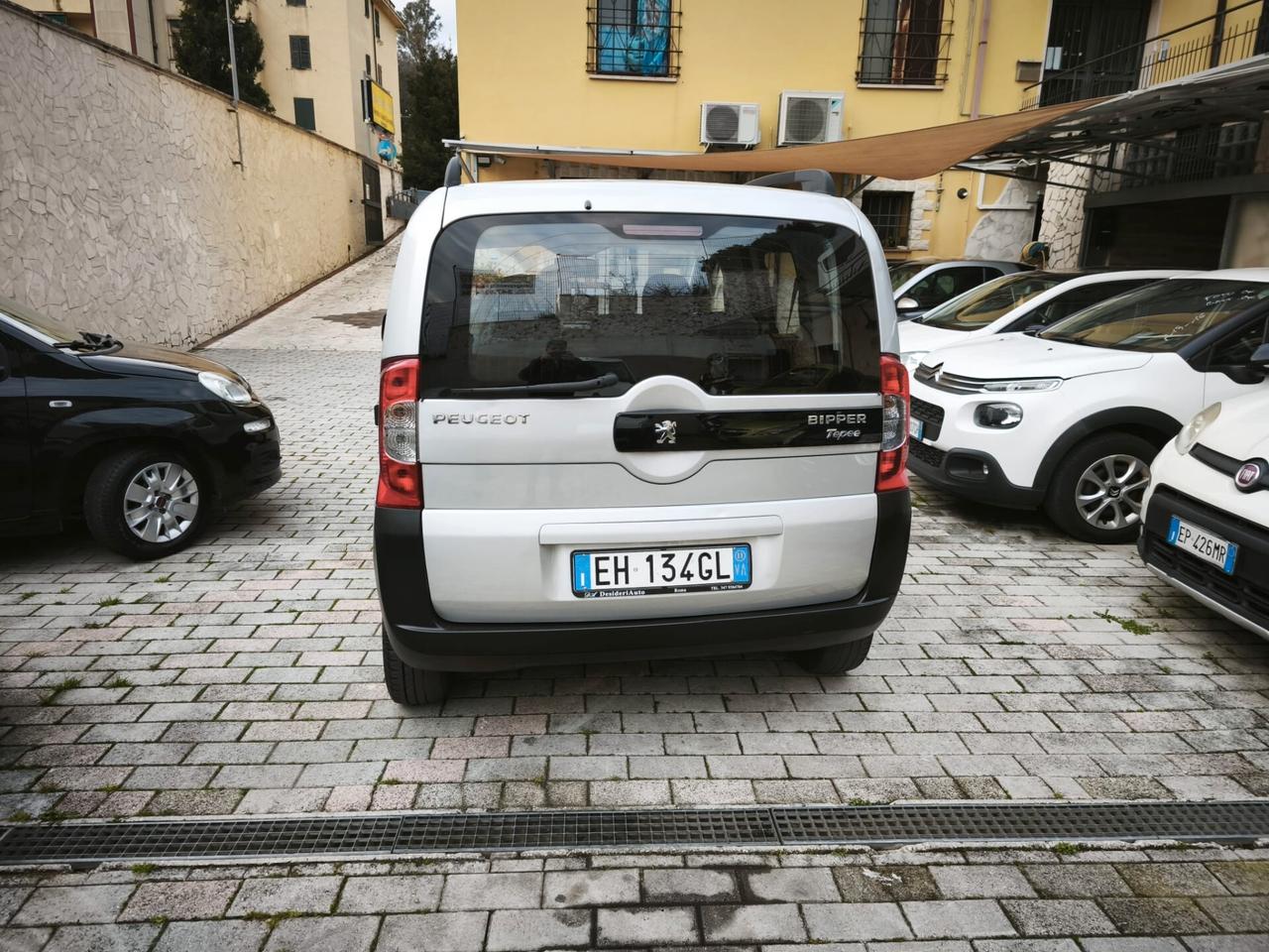 Peugeot Bipper Tepee 1.4 75CV Outdoor