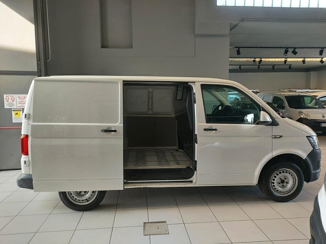 Volkswagen T6 Transporter T6 Trasporter 2019 *PIENO OMAGGIO*