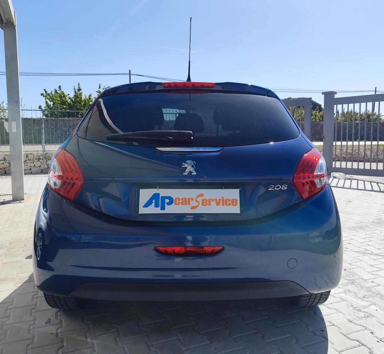Peugeot 208 1.4 HDi 68 CV 5 porte Allure