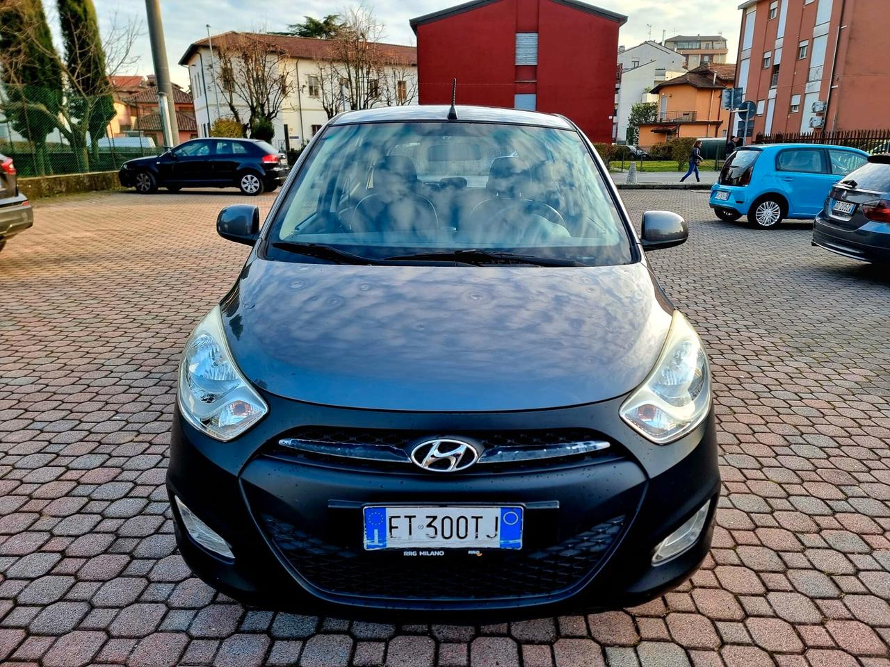 Hyundai i10 1.1 12V ADATTA A NEOPATENTATI
