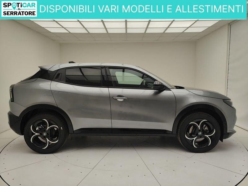 Alfa Romeo Junior Ibrida My26 Ibrida Ti 1.2 145cv Hybrid Edct6 - Stock