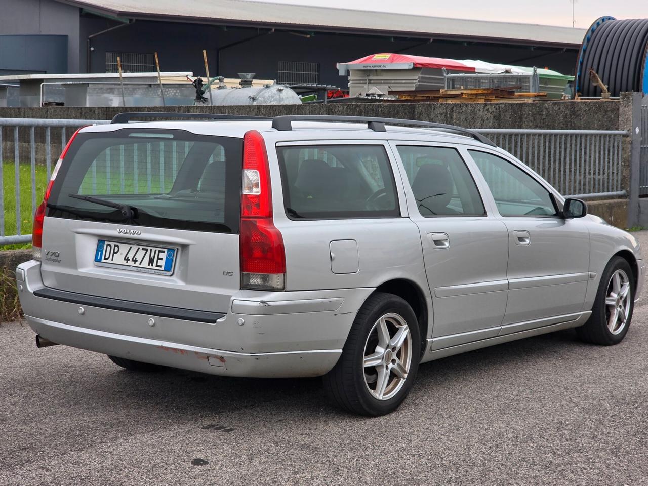 Volvo V70 2.4 D5 AWD Summum