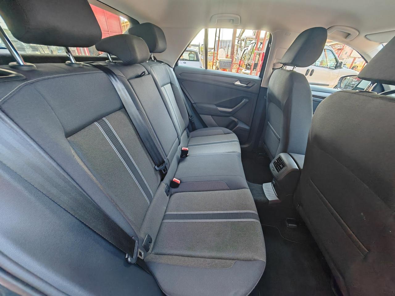 Volkswagen T-Roc 1.6 diesel 03/2019 Cv115 EURO6B