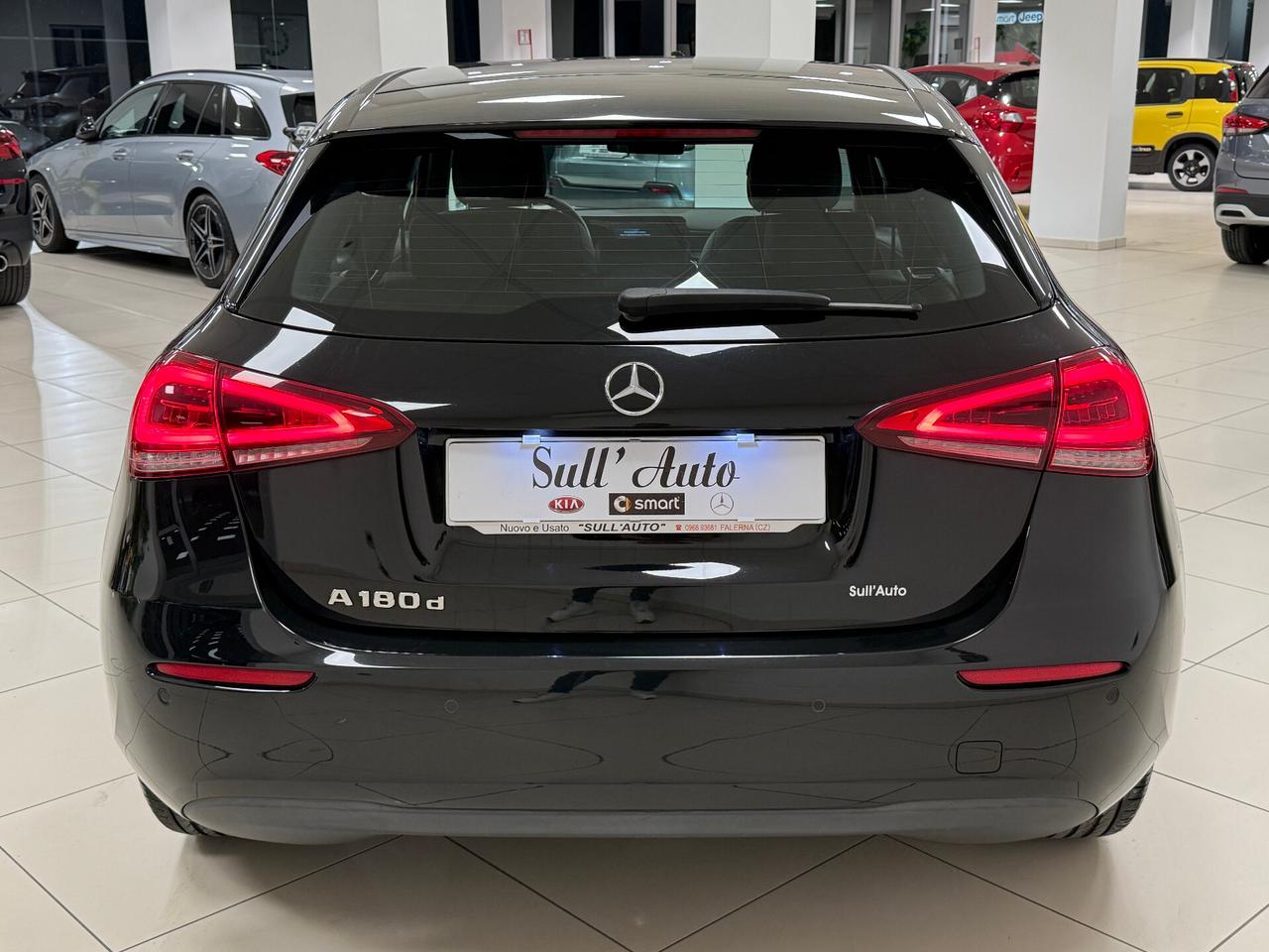 Mercedes-benz A 180 d Business 116CV - 2021