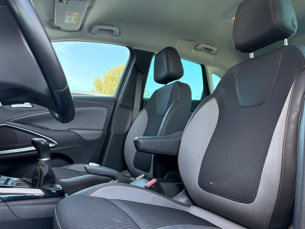 Opel Crossland X 1.6 ECOTEC 2018