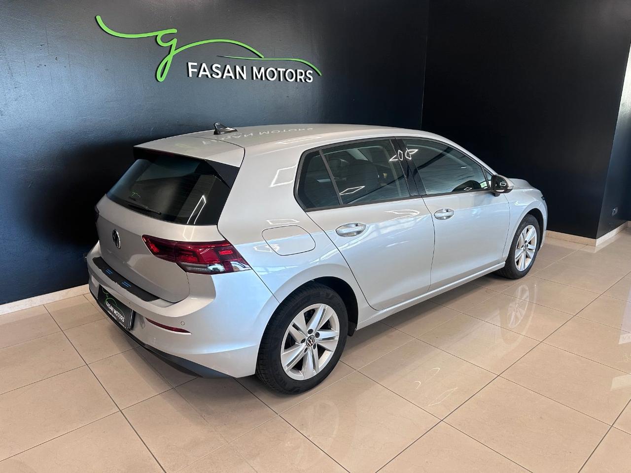 Volkswagen Golf 1.0 etsi evo Life 110cv dsg