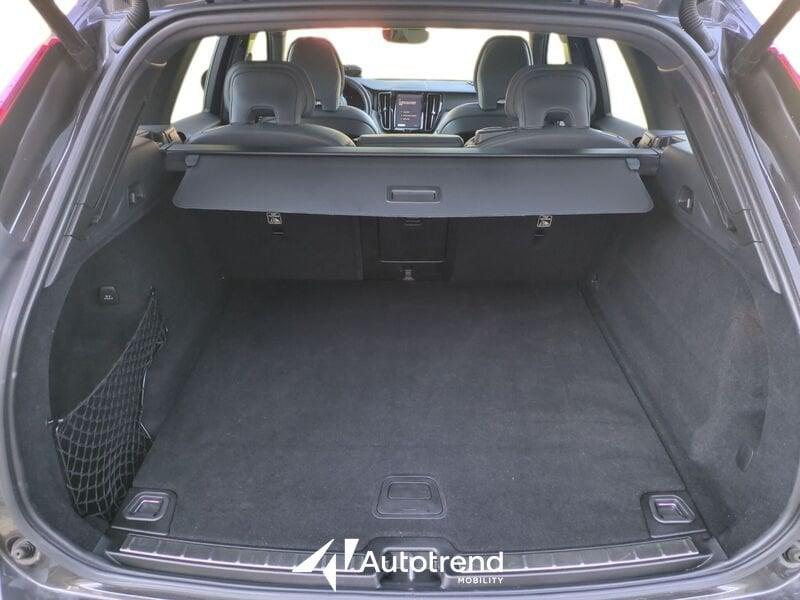 Volvo XC60 B4 197+14 CV AWD Automatico Mild Hybrid Diesel R-Design