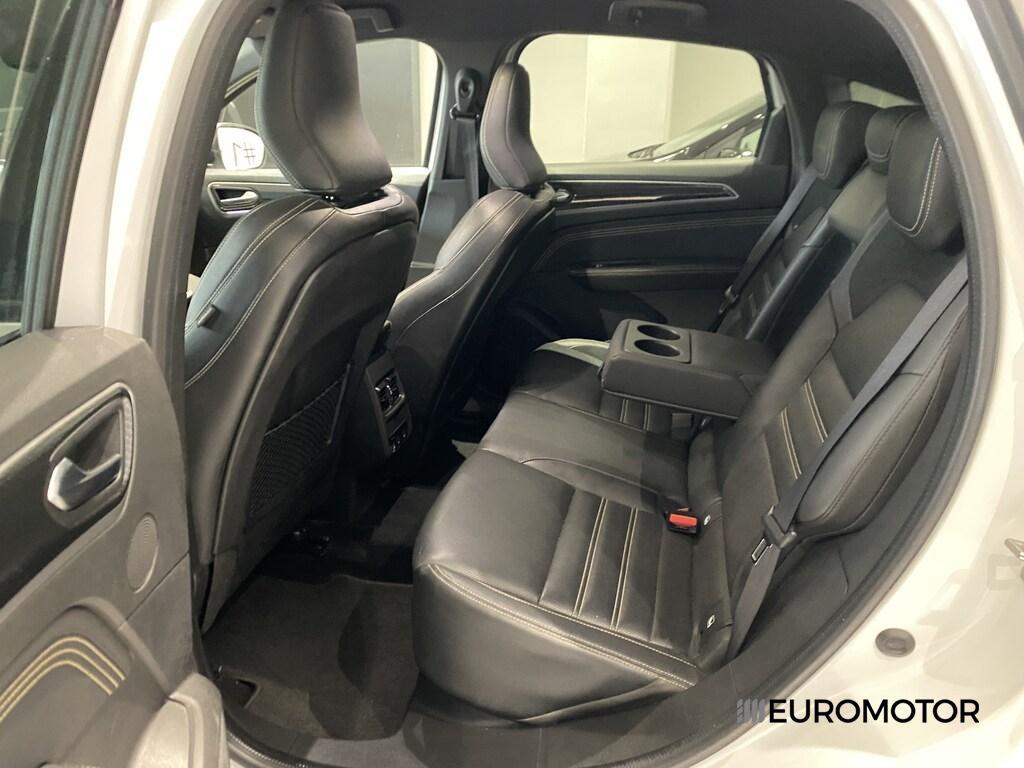 Renault Arkana 1.6 E-TECH Hybrid Engineered Auto