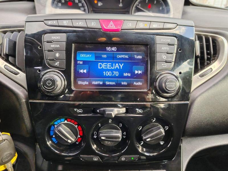 Lancia Ypsilon Ypsilon 1.3 MJT 16V 95 CV 5 porte S&S Silver