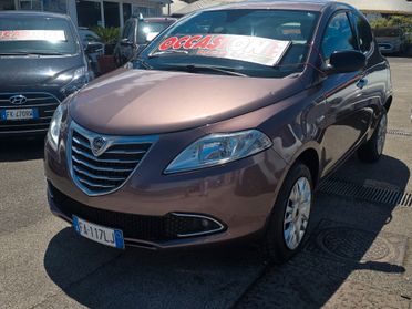 Lancia Ypsilon 0.9 TwinAir 85 CV 5 porte Metano Ecochic Elefantino