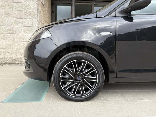 LANCIA Ypsilon 1.0 FireFly 5 porte S&S Hybrid Gold 5 posti.