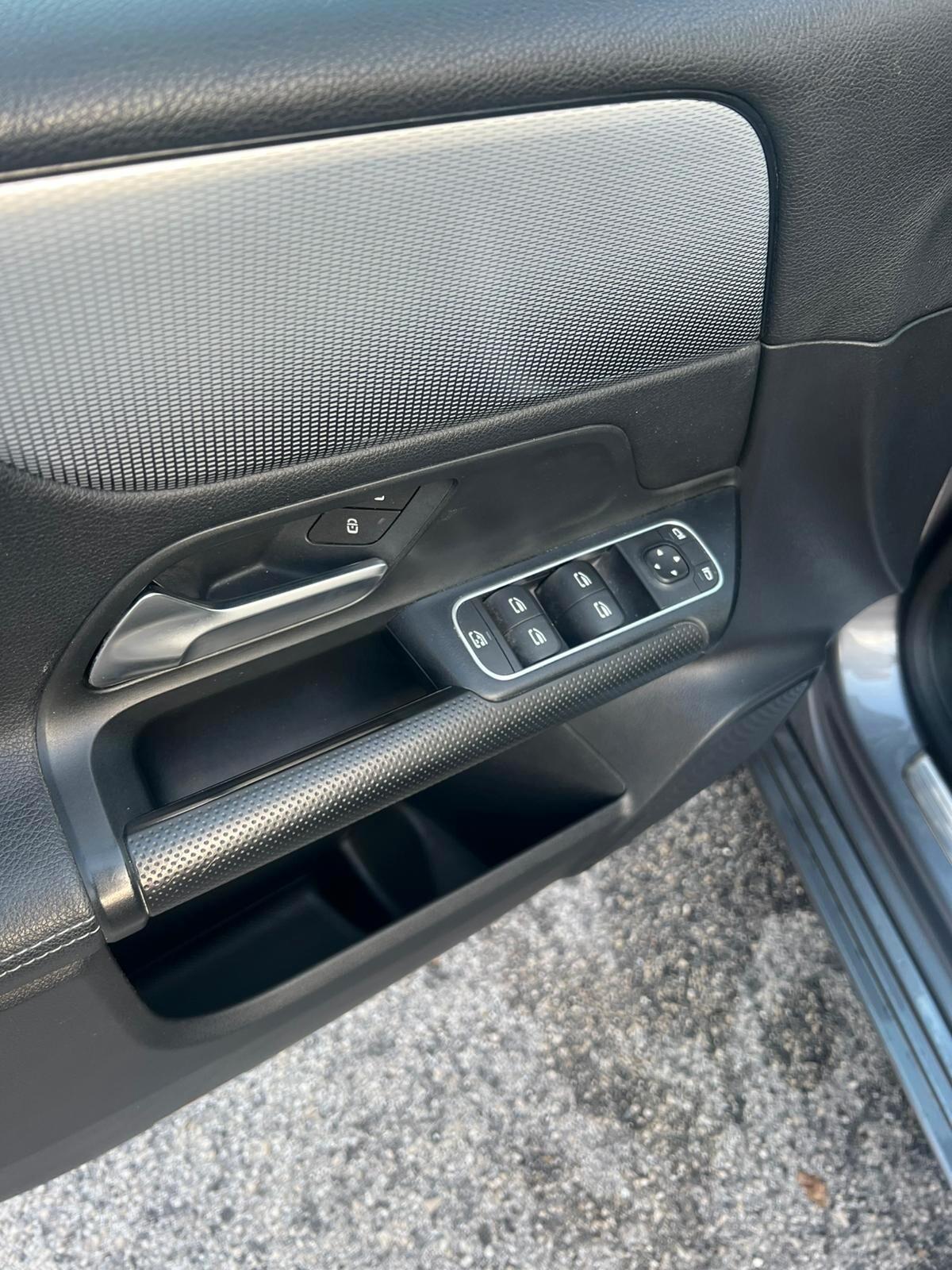 Mercedes-benz B 180 d Automatic Sport