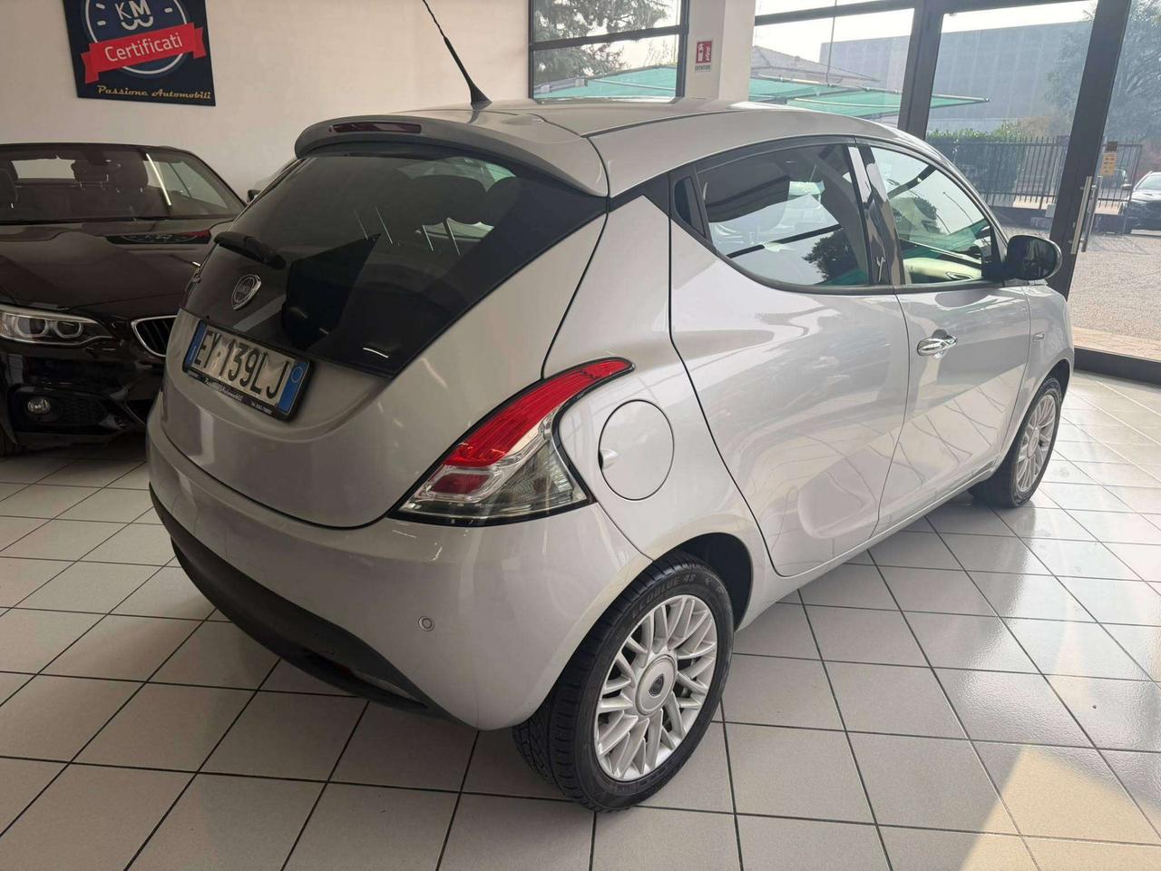 Lancia Ypsilon Ypsilon III 1.2 8v Gold c/CL 69cv E