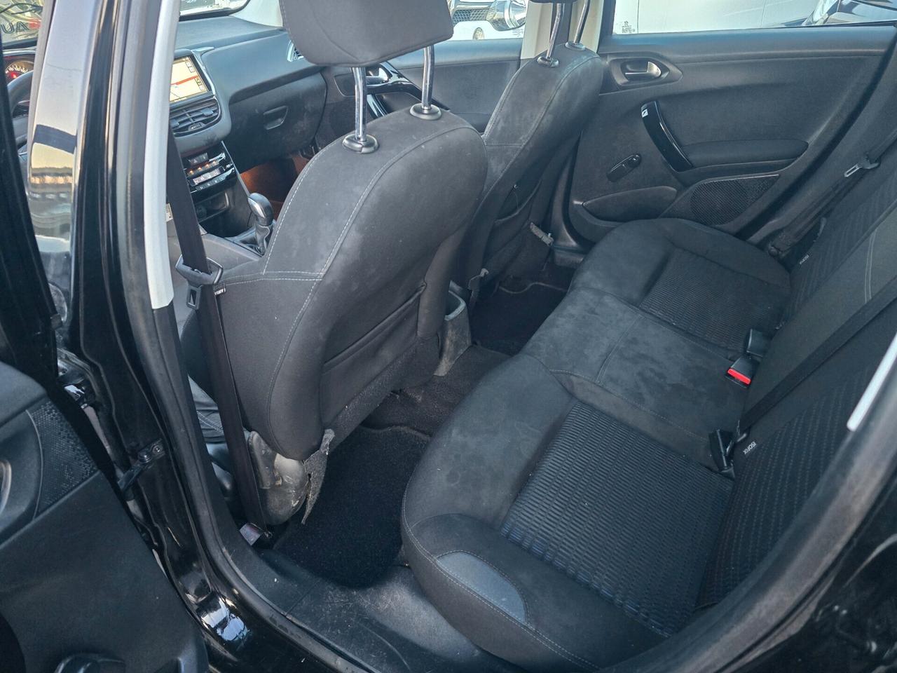 Peugeot 208 1.6 e-HDi 92CV S&S 5 porte Allure