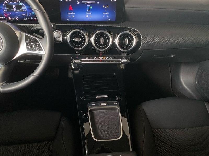 Mercedes-Benz CLA CLA 180 d Advanced