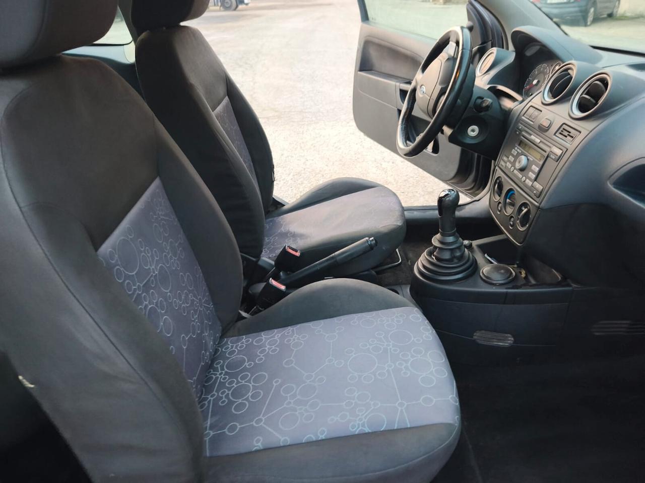 Ford Fiesta 2007---1.2 Benzina Neopatentati