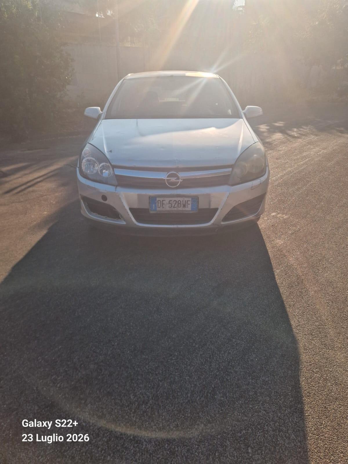 Opel Astra 1.4 16V Twinport 5 porte Enjoy