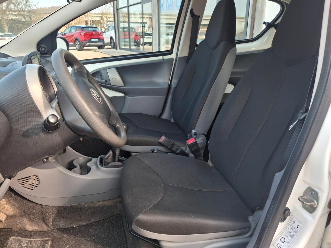 Toyota Aygo 1.0 12V VVT-i 5 porte Now Connect