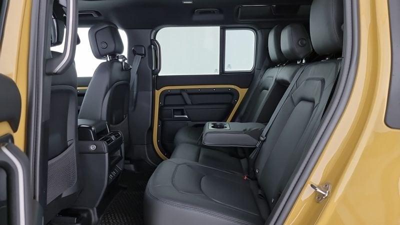 Land Rover Defender D350 AWD Auto 110 Trophy Edition