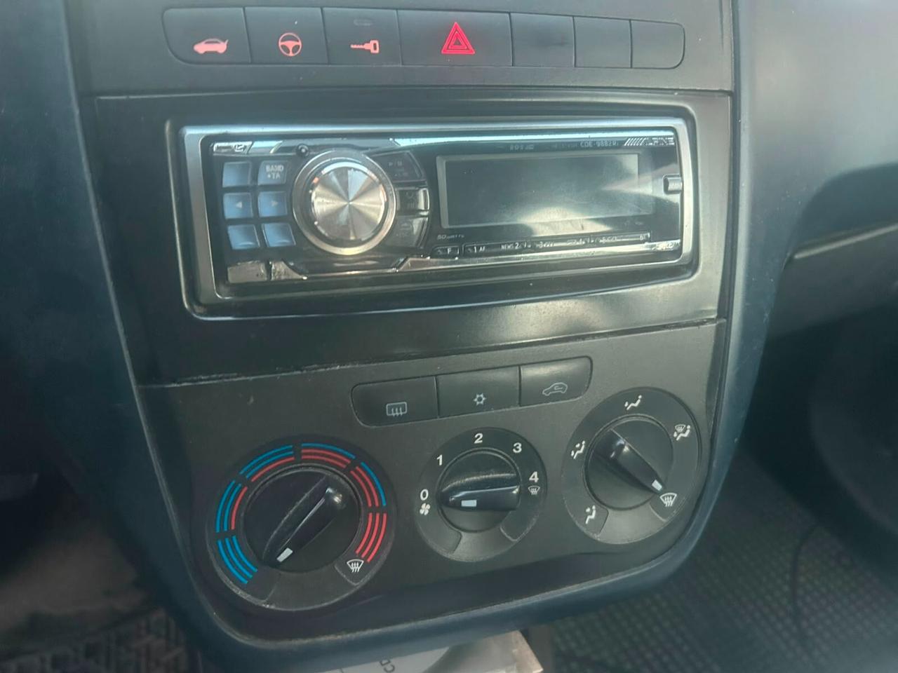 Fiat Grande Punto 1.2 Benz/GPL