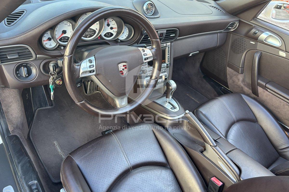 PORSCHE 911 Carrera 4 Cabriolet