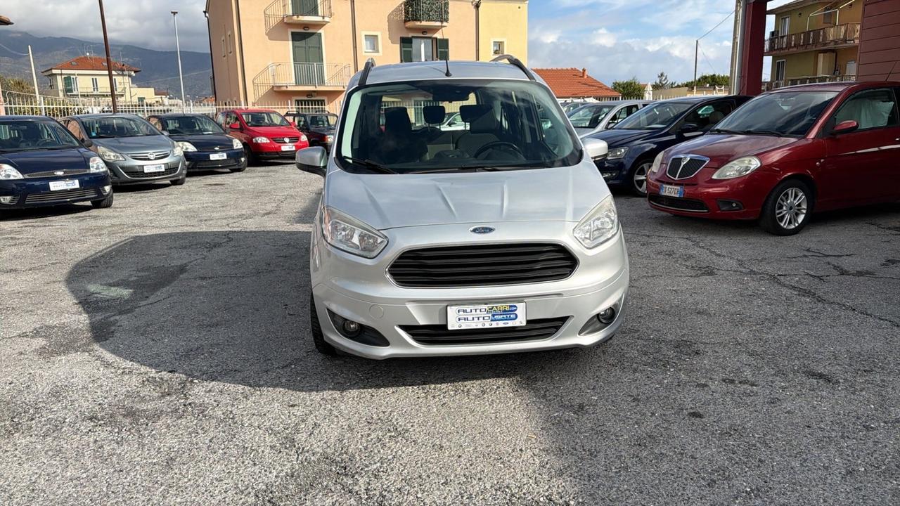 Ford Tourneo Courier 1.5 TDCI 95 CV Titanium