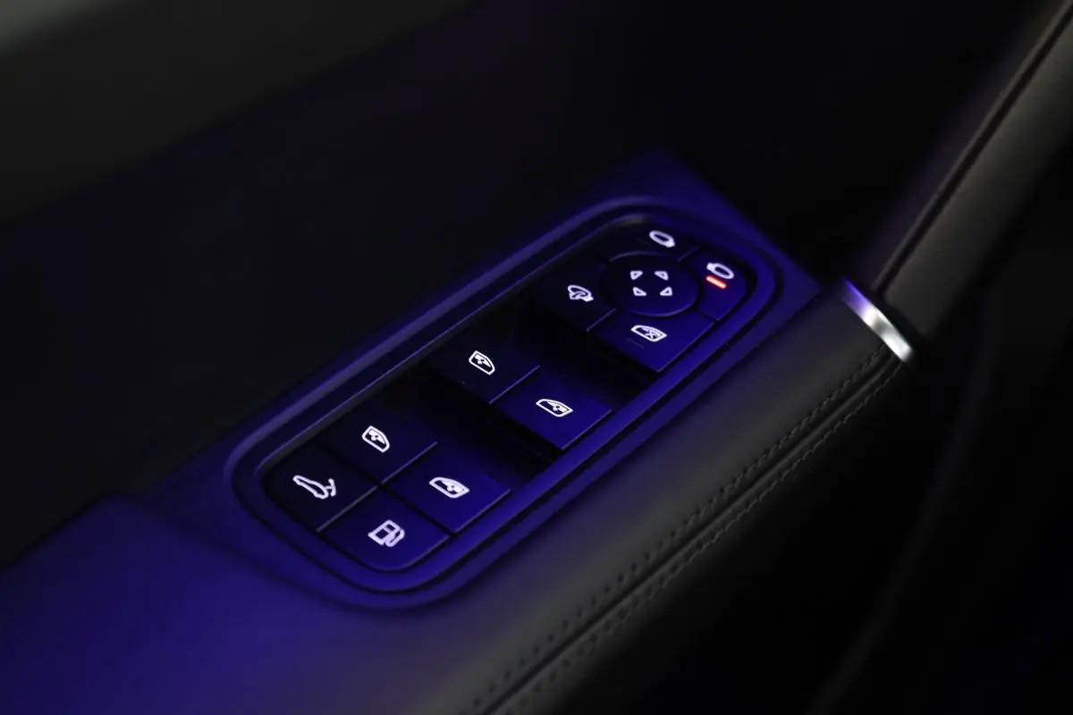 Porsche Cayenne Coupe 3.0 e-hybrid tiptronic