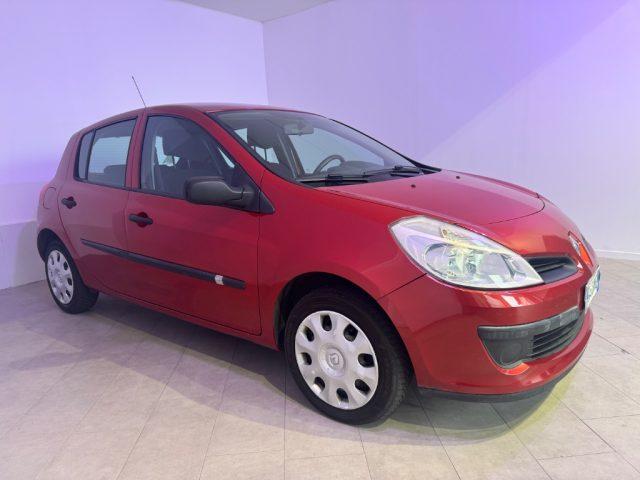 RENAULT Clio 1.2 16V 5 porte Luxe