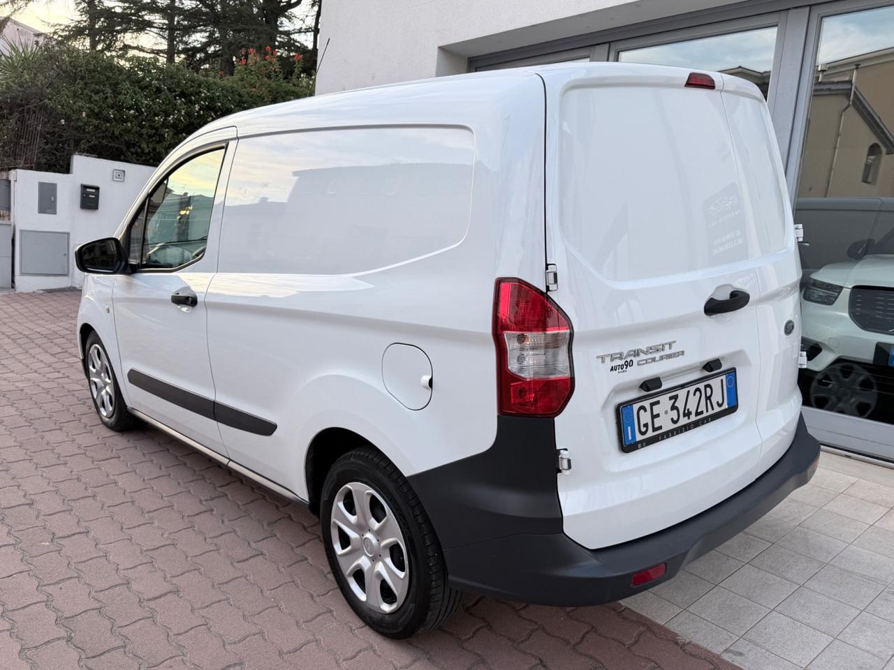 Ford Transit Courier 1.5 TDCi 100CV Van Trend
