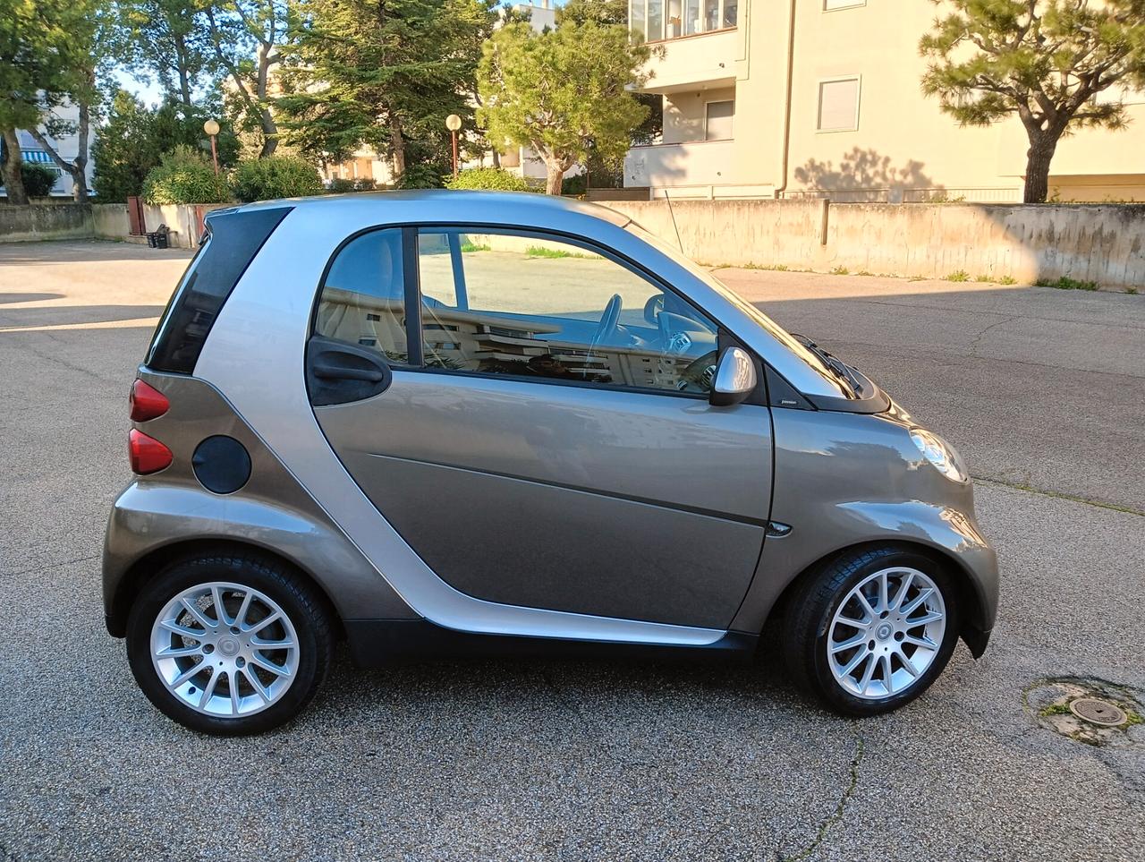 Smart ForTwo 1000 52 kW coupé passion