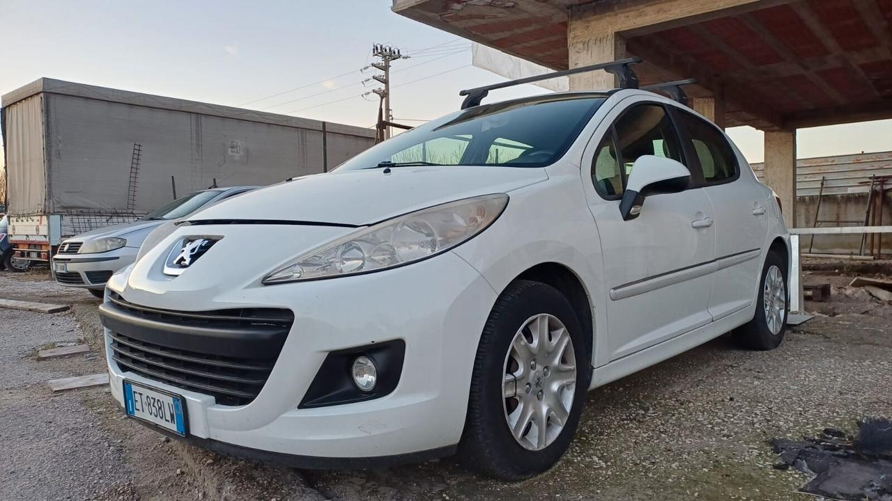 Peugeot 207 Plus 1.4 8V 75CV 5p. ECO GPL 2013