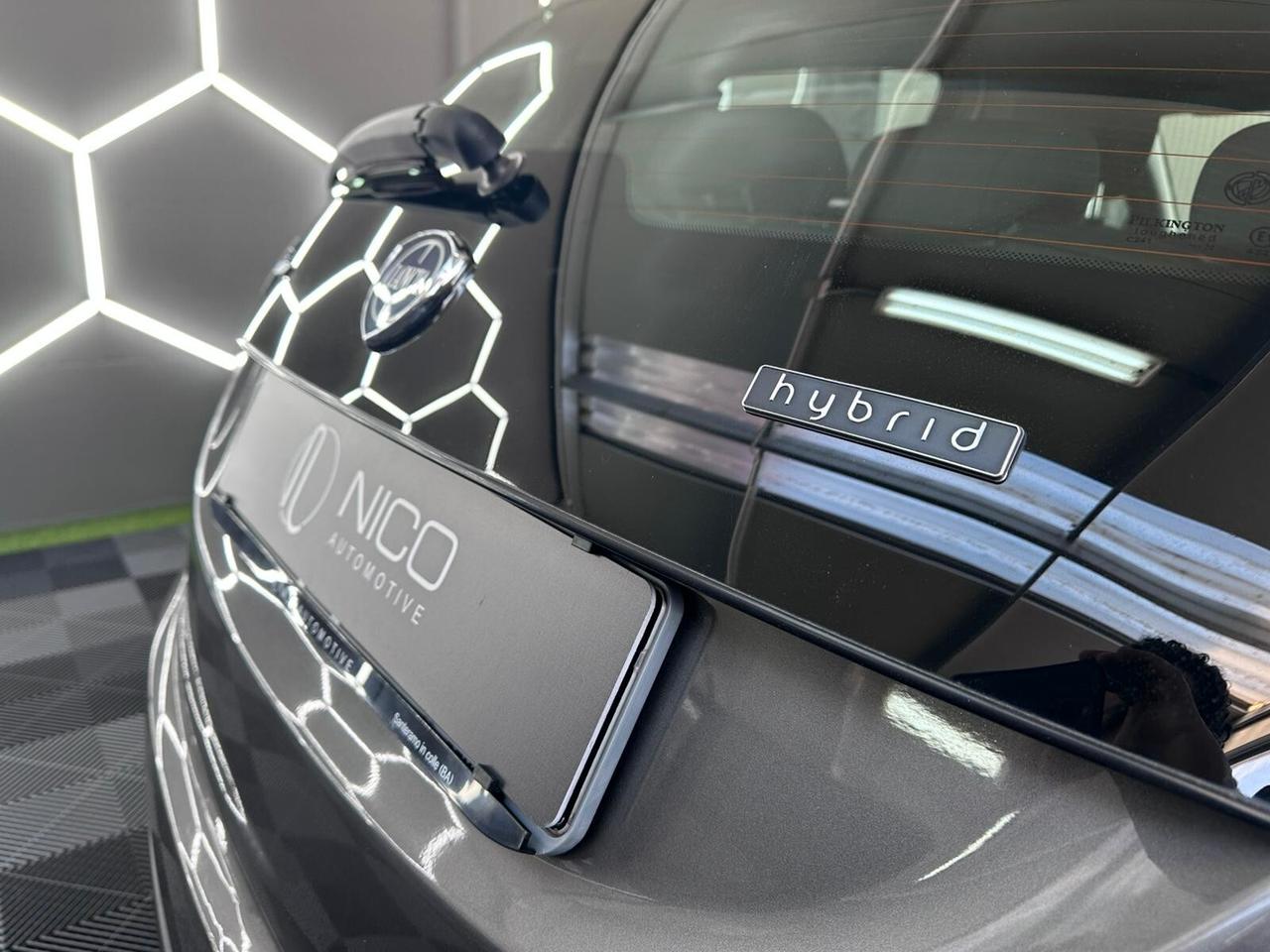 Lancia Ypsilon 1.0 FireFly 5 porte S&S Hybrid Alberta Ferretti