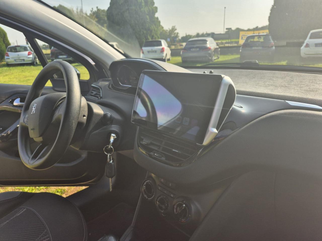 Peugeot 208 1.2 DISTRIBUZIONE NUOVA