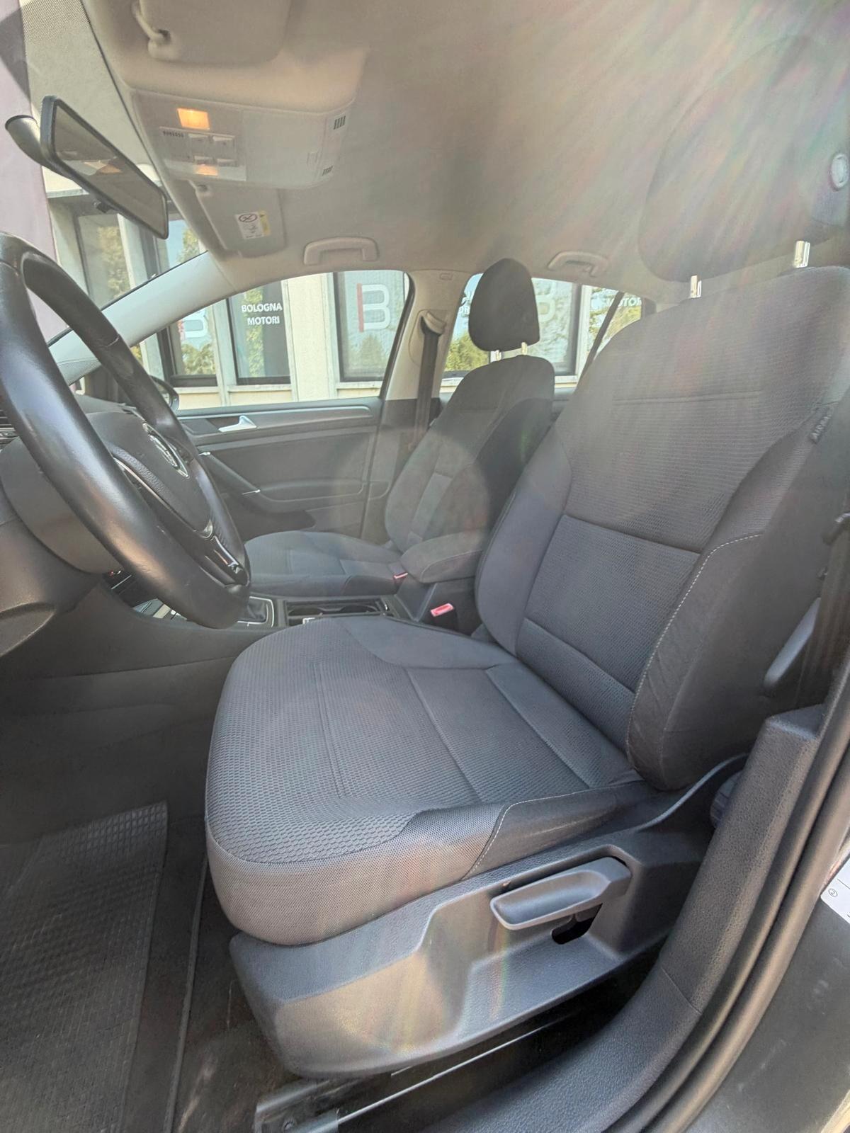 Volkswagen Golf 1.5 TGI 5p. Business BlueMotion Technology