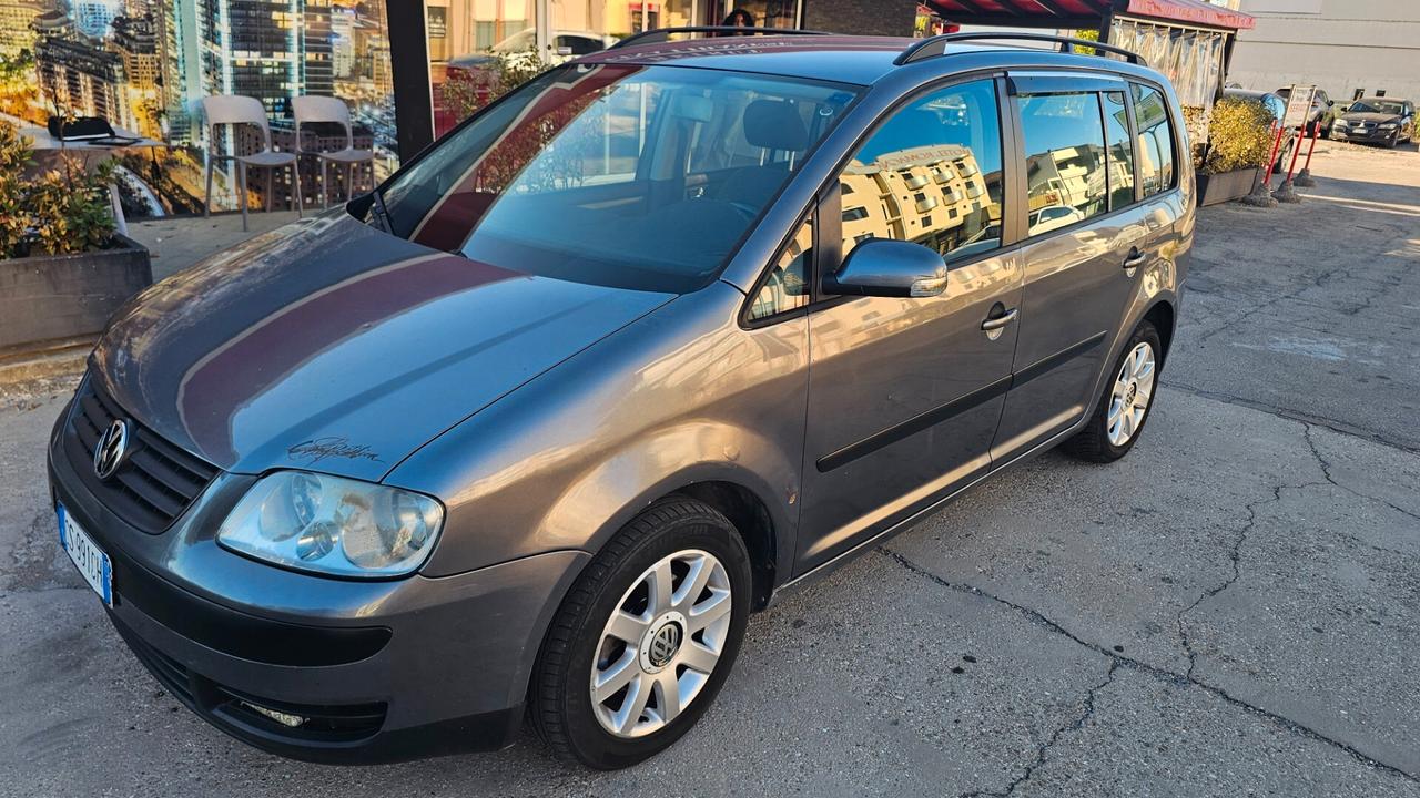 Volkswagen Touran 1.9 TDI 90CV Conceptline