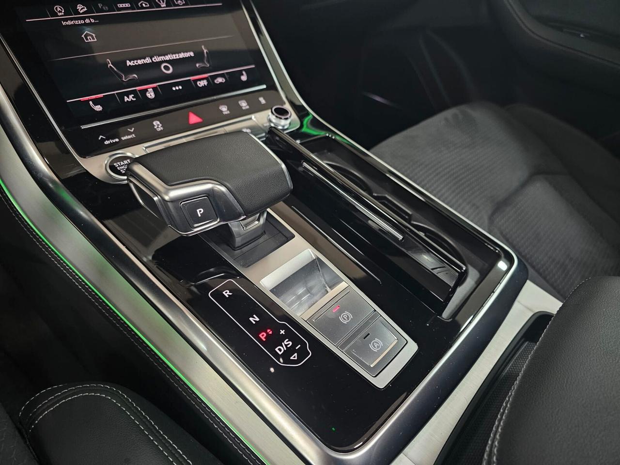 Audi Q8 50 TDI S-TRONIC 286CV LASER MATRIX TETTO PANORAMICO APRIBILE BANG & OLUFSEN CERCHI 23'