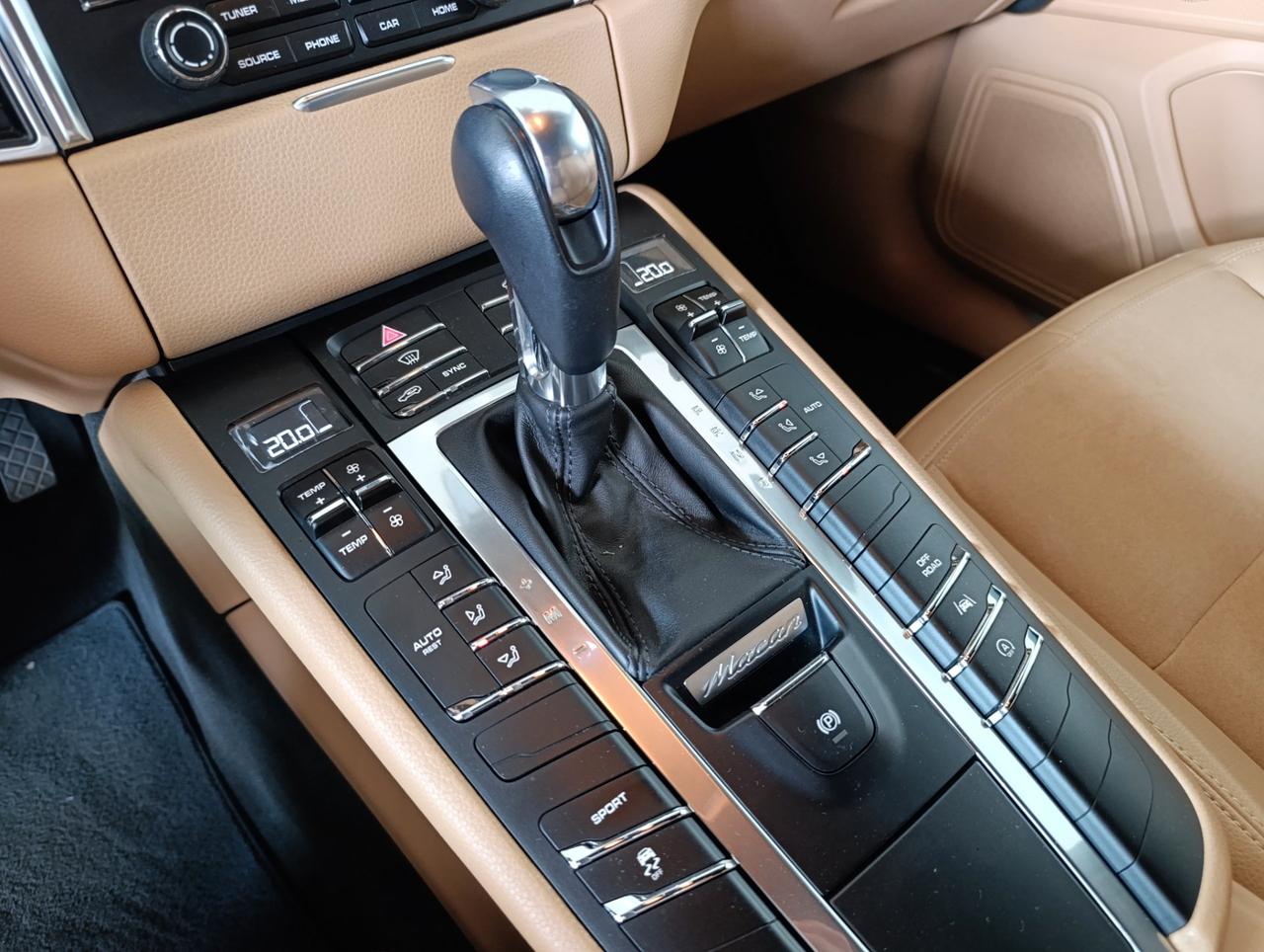 Porsche Macan 2.0 252cv pdk