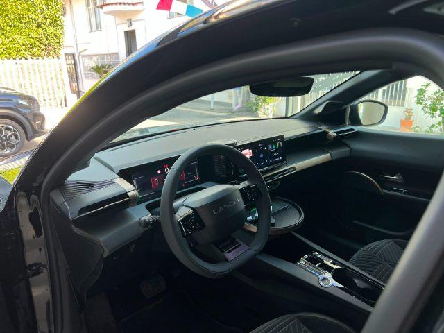 LANCIA Ypsilon Hybrid e-DCT LX da e229,00 mensili