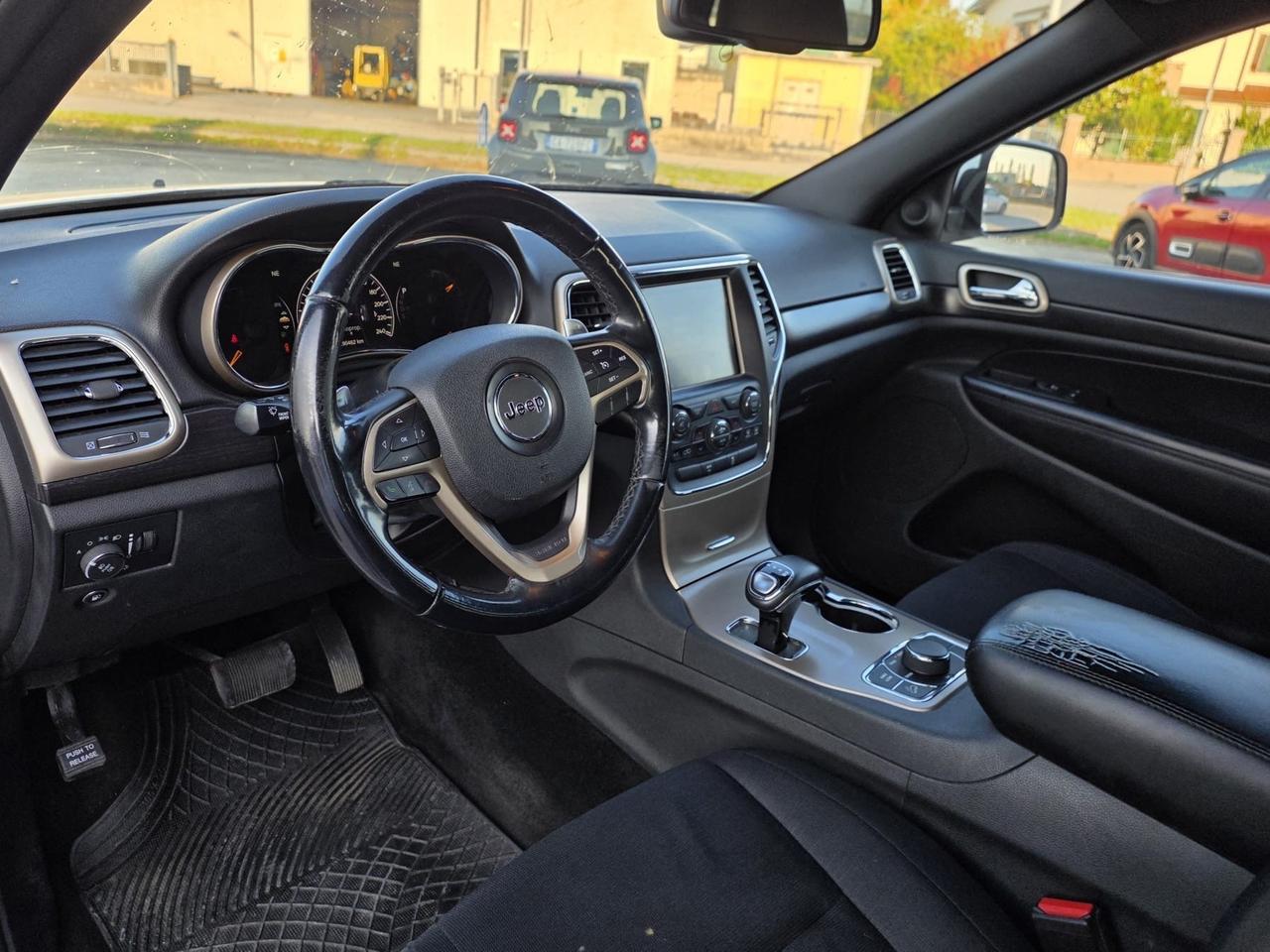 Jeep Grand Cherokee 3.0 V6