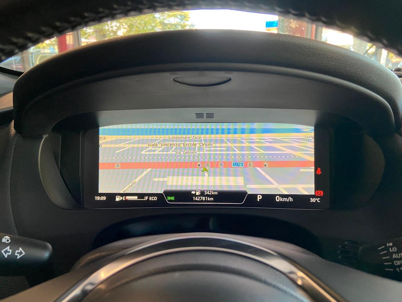 Jaguar F-Pace 2.0 D 180 CV R-Sport