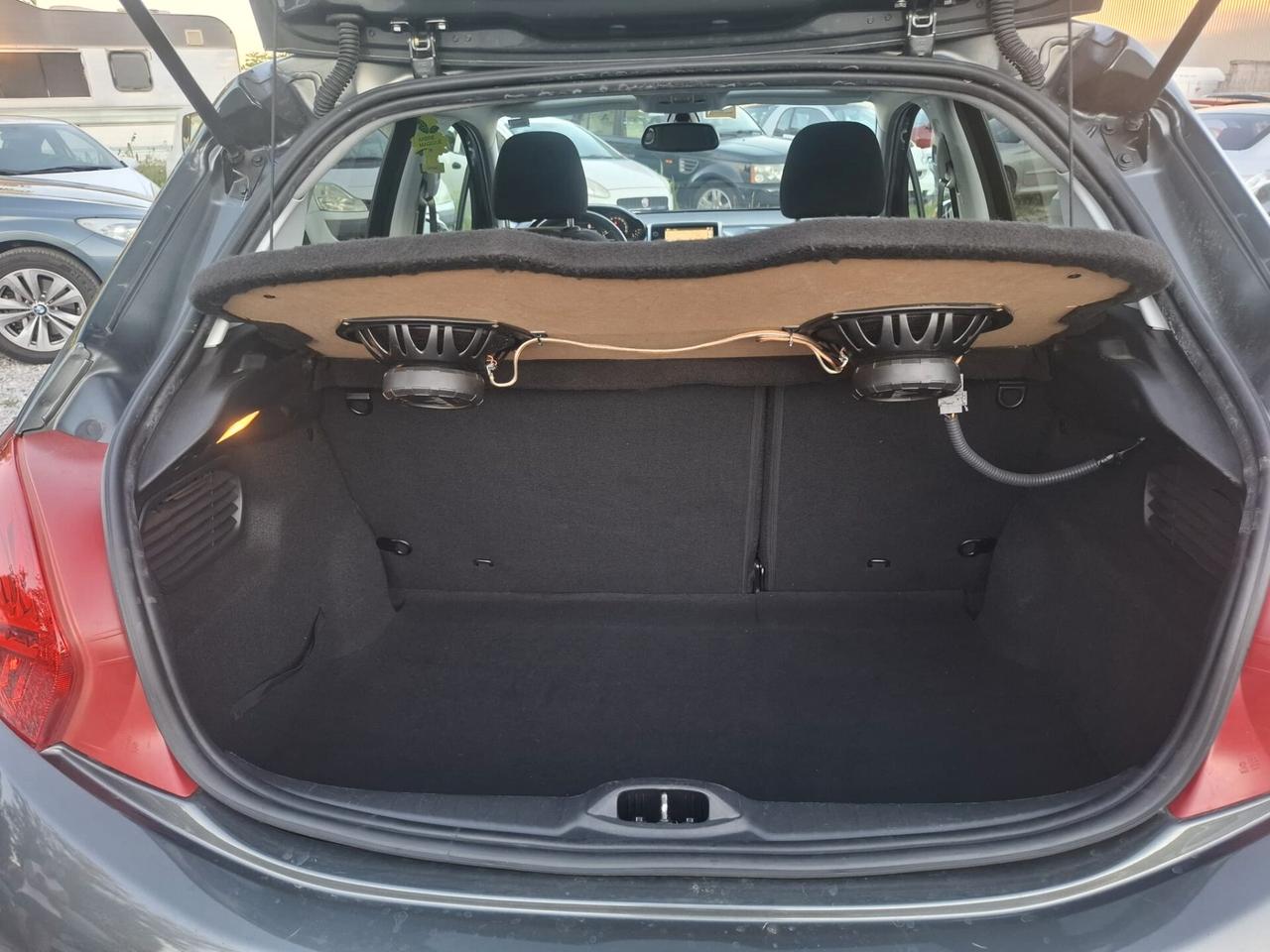 Peugeot 208 1.6 e-HDi 115 CV Stop&Start 5 porte Allure