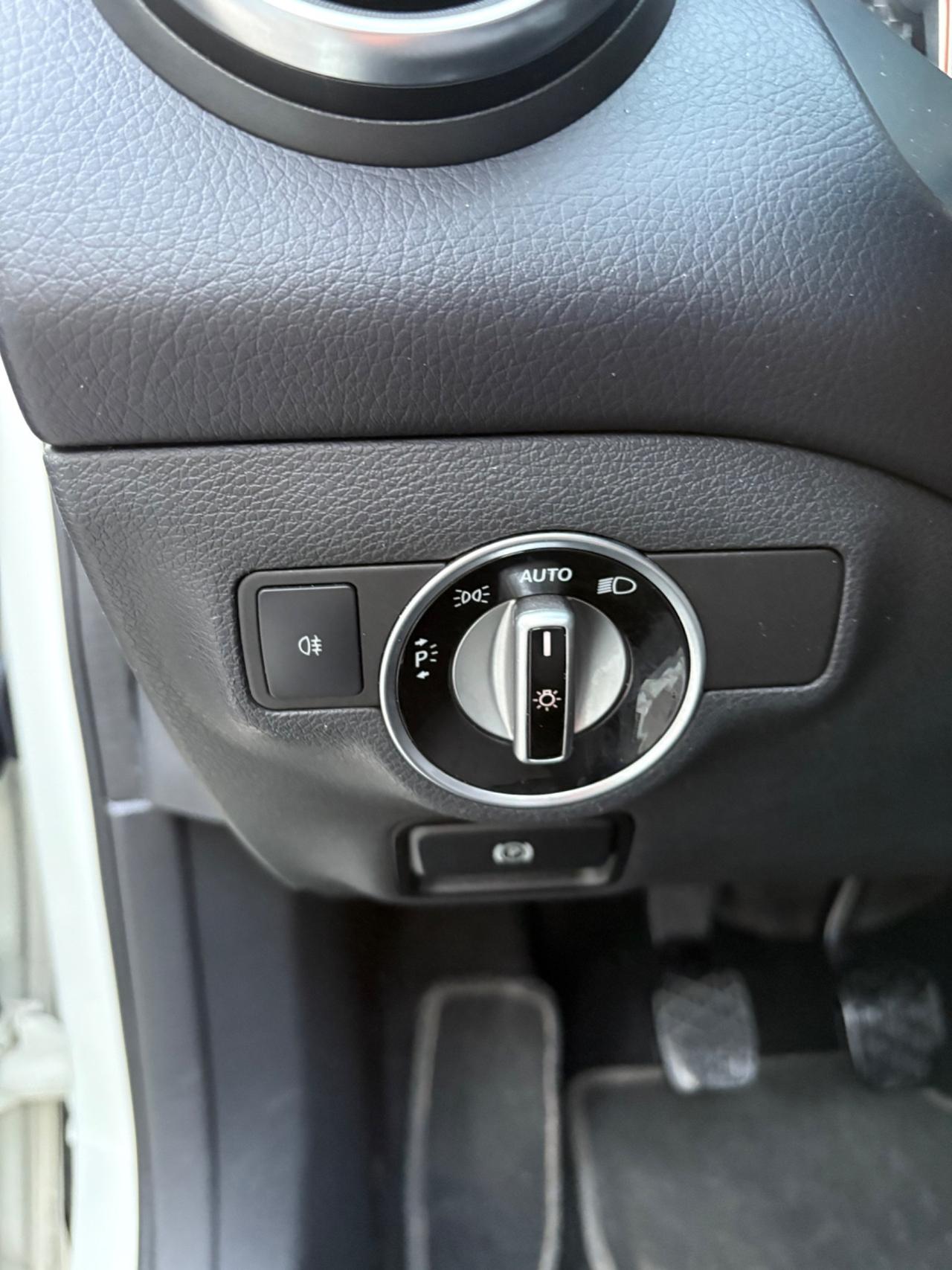 Mercedes-benz A 180 cdi TETTO PELLE XENON