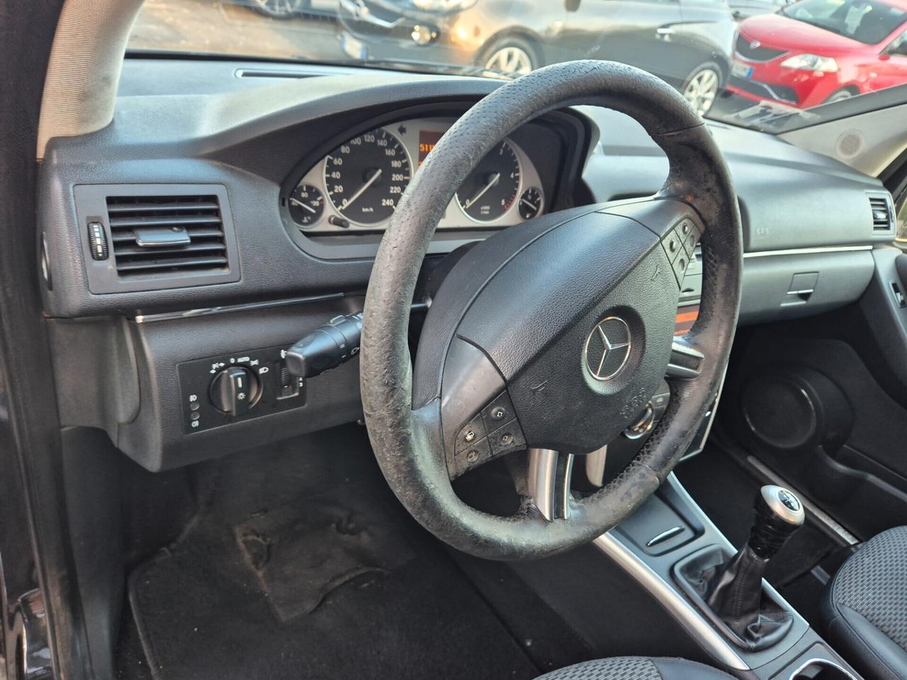 Mercedes-benz A 200 180 CDI Premium