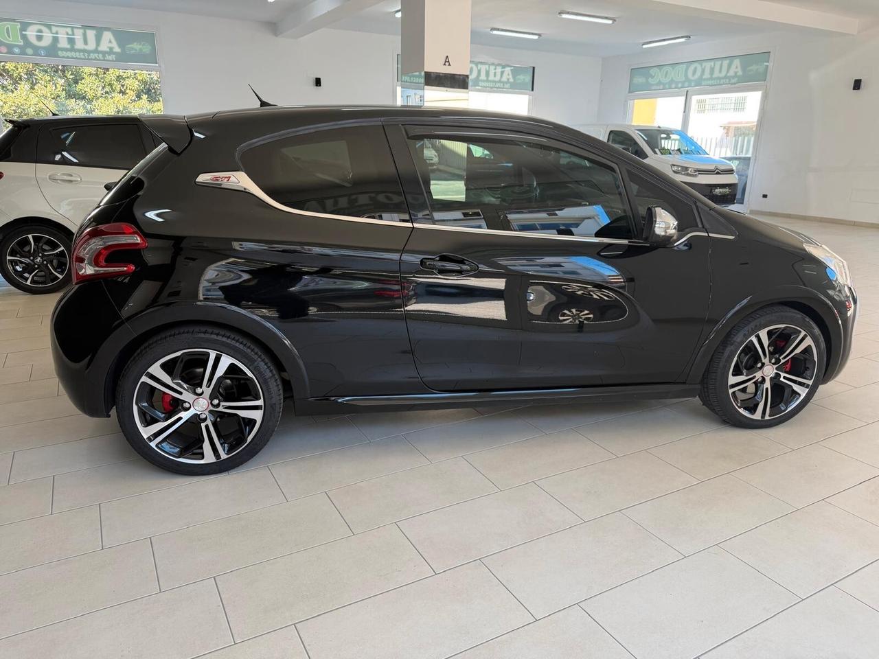Peugeot 208 1.6 THP 200 CV 3 porte GTi