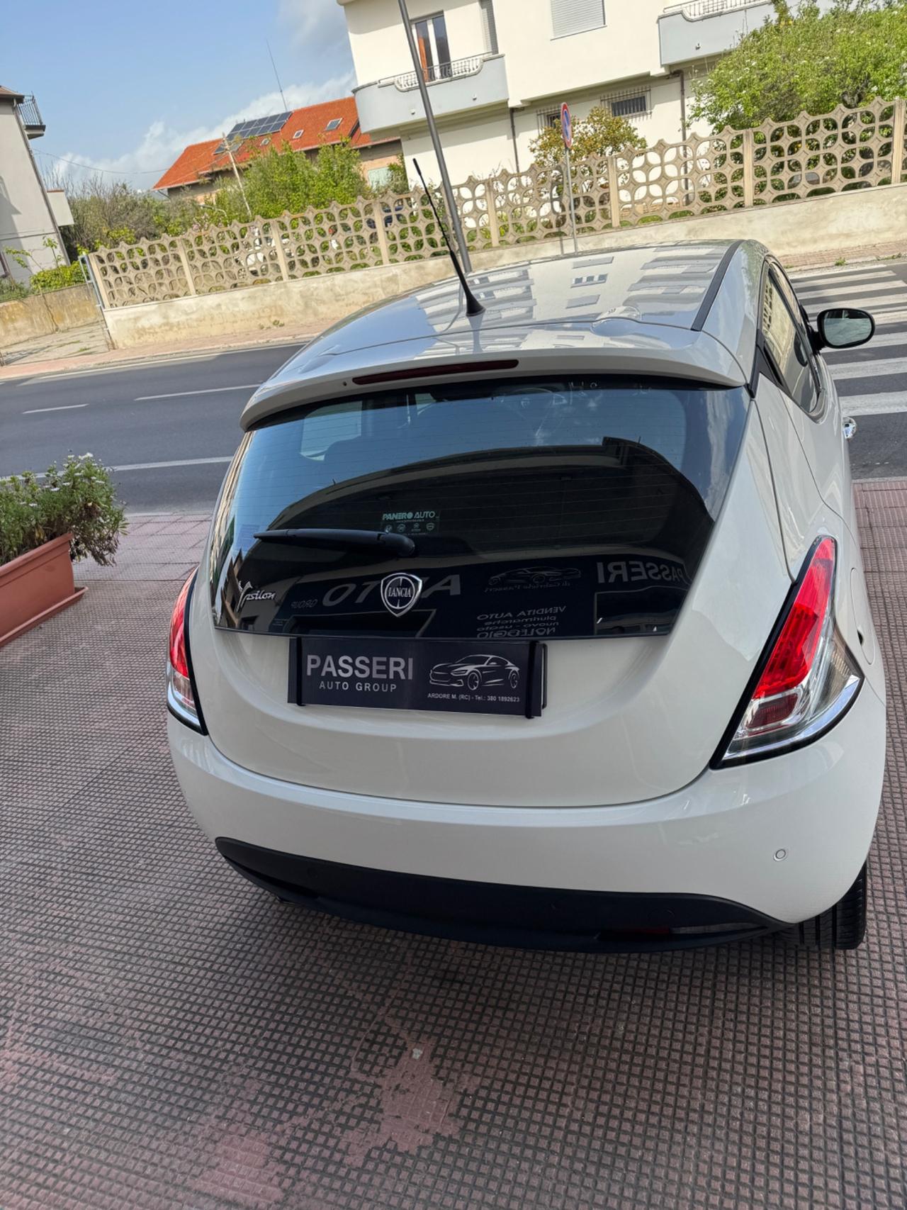 Lancia Ypsilon 1.3 MJT 16V 95 CV 5 porte S&S Gold